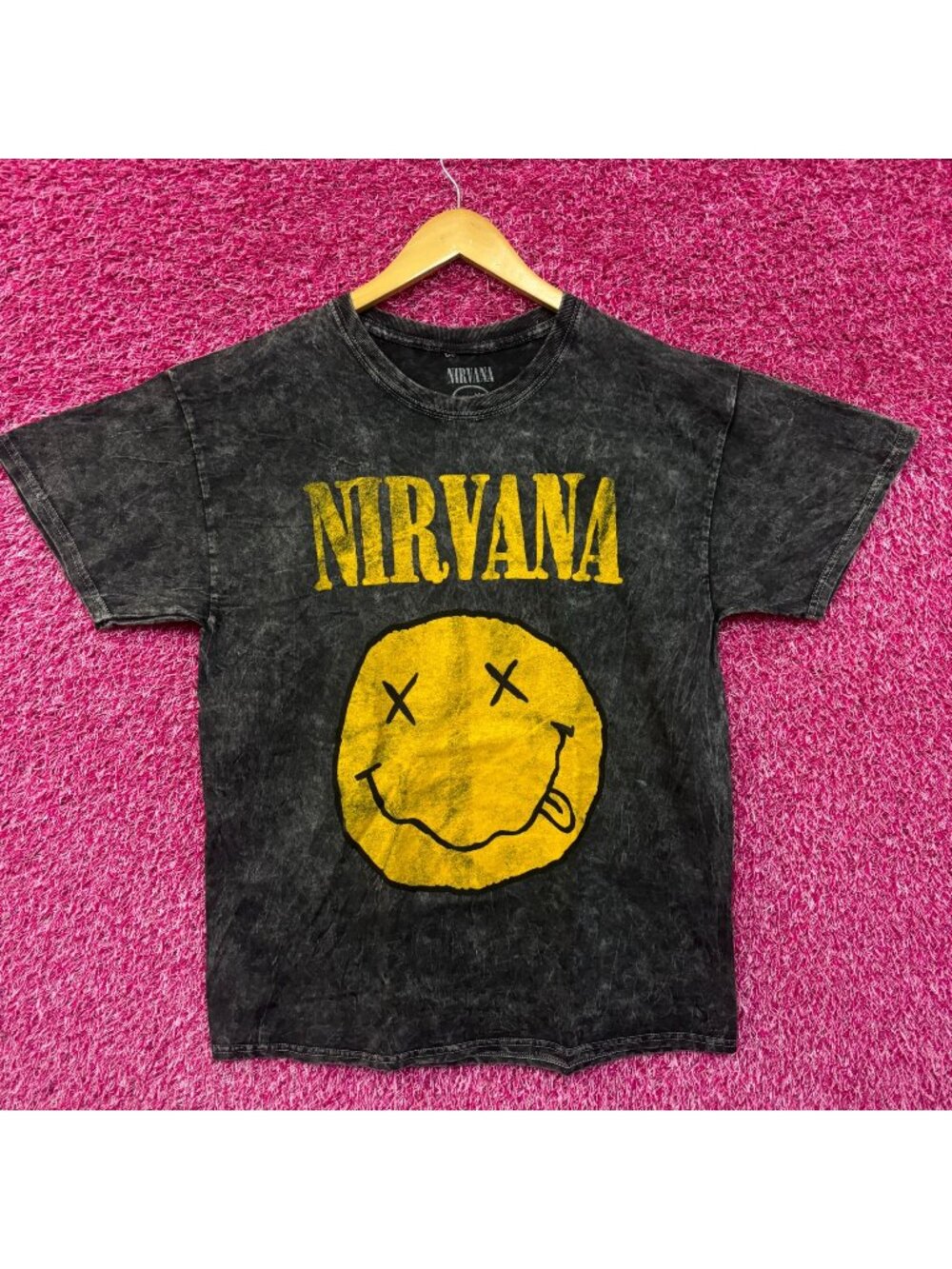 Nirvana Never Mind Smiley Face Mineral Wash grunge Tshirt size Large